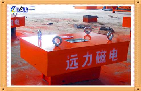 懸掛永磁除鐵器，河南懸掛永磁除鐵器批發(fā)知識參數(shù)_內(nèi)部磁塊安裝方法_河南懸掛永磁除鐵器批發(fā)型號價(jià)格