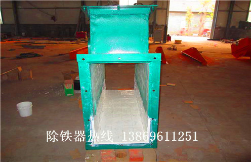 永磁管道除鐵器，湖南永磁管道除鐵器應(yīng)用 _遠(yuǎn)力廣東管道式粉料永磁除鐵器12000高斯_可定制工作原理_安裝示意圖 