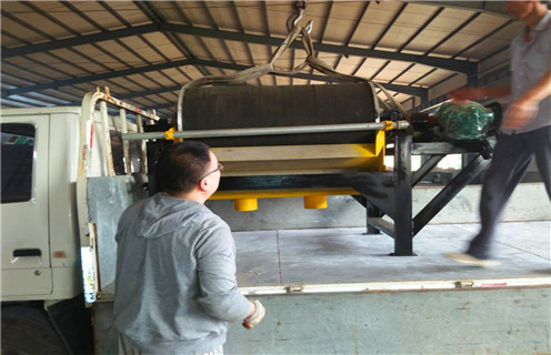 永磁磁選機，青海永磁磁選機標準  ，遠力磁電青海永磁磁選機標準  多少品位 